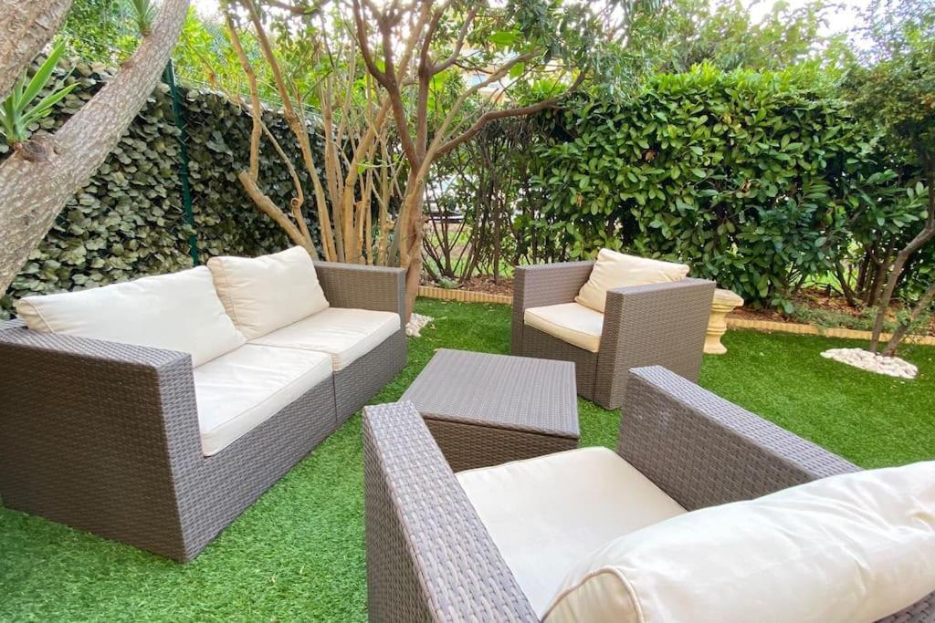Rabiac - Charming 1 Bedroom With Private Garden Antibes Exterior foto
